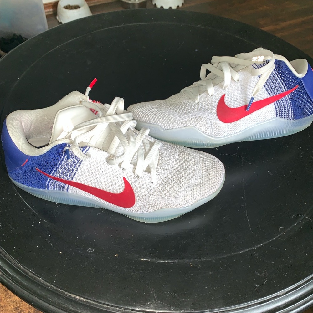 Nike Kobe Elite Xi 11 USA Basketball Shoe